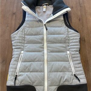 Lole Gray and Black Puffer Vest